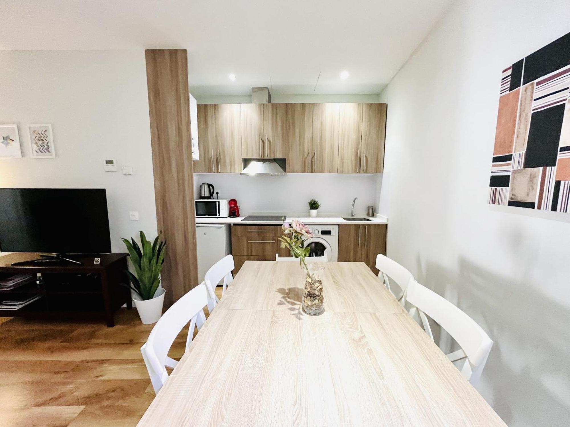 Dplace To Be - Luxury Apartment In Historic Center Мадрид Номер фото